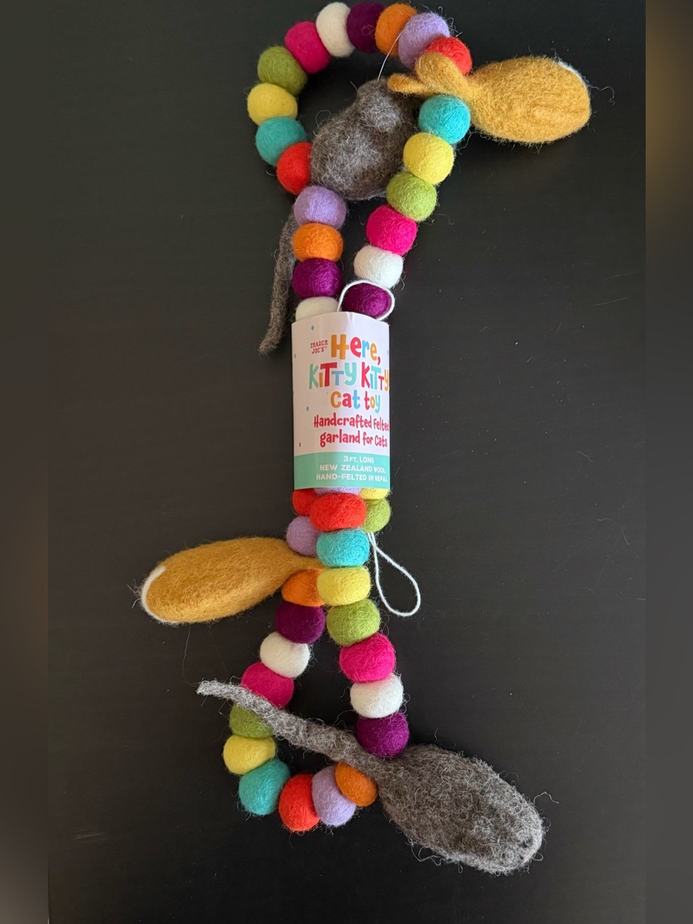 Trader Joe’s Here Kitty Kitty! Felted Garland Cat Toy NWT